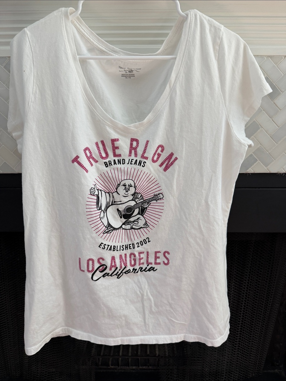 True Religion White V-Neck Tee with Pink and Black Graphic